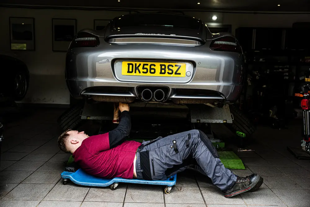 porsche-motor-sport-track-racing-tuning-performance-copse-auto-service-uk-maintenance-car-garage-mechanic